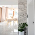 white marble 2mm 305x122 fornir.jpg