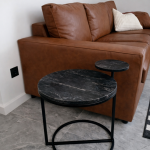 Stolik pomocniczy blat kamień naturalny kwarcyt Shadow