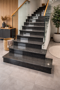 Schody granitowe G654 NEW polerowane 150x33x2 cm