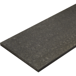 Schody granitowe G684 Crystal Black płomieniowane 150x33x2 cm